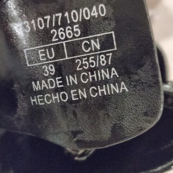 Zara Black Leather Ankle Boots - Picture 10 of 10